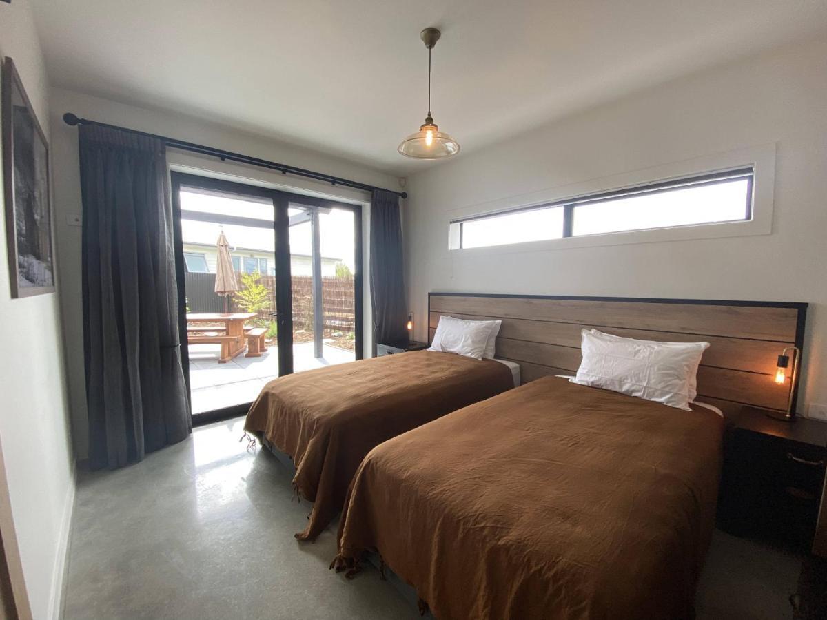 Black Stilt Retreat, Stunning Luxury Property Twizel Ngoại thất bức ảnh