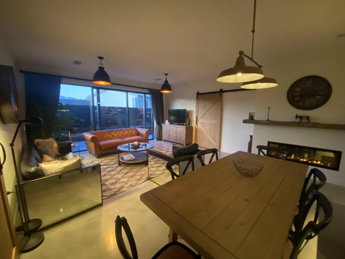 Black Stilt Retreat, Stunning Luxury Property Twizel Ngoại thất bức ảnh